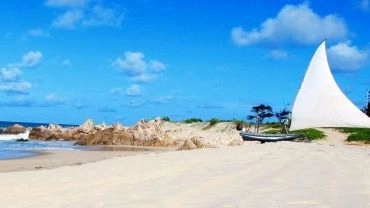 PRAINHA COM VILA AZUL DO MAR